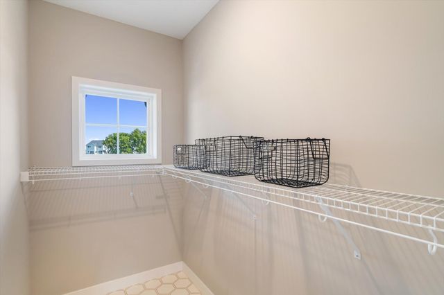 7554 Waverly Avenue, Shakopee, MN 55379