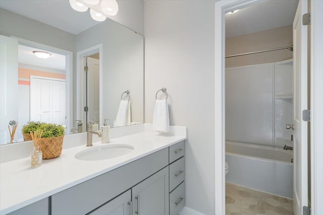 7554 Waverly Avenue, Shakopee, MN 55379