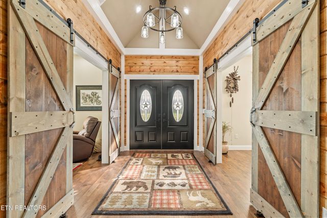 3358 Plateau Rd, Crossville, TN 38571