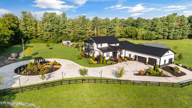 3358 Plateau Rd, Crossville, TN 38571