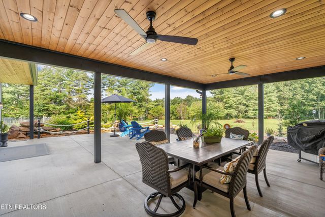 3358 Plateau Rd, Crossville, TN 38571