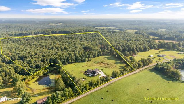 3358 Plateau Rd, Crossville, TN 38571