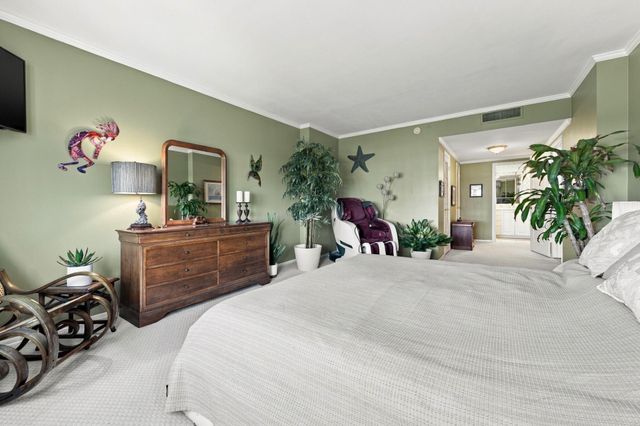 2295 S Ocean Boulevard 517, Palm Beach, FL 33480