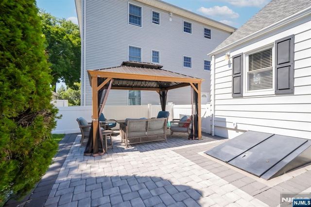82 Union Street, East Rutherford, NJ 07073