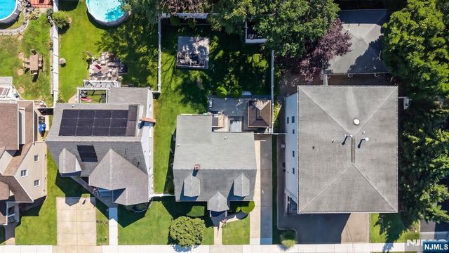 82 Union Street, East Rutherford, NJ 07073
