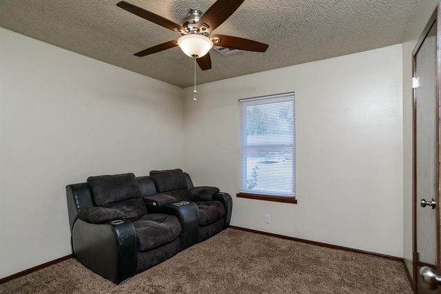 1009 E Will Rogers Drives, Stillwater, OK 74075