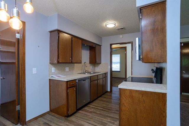1009 E Will Rogers Drives, Stillwater, OK 74075