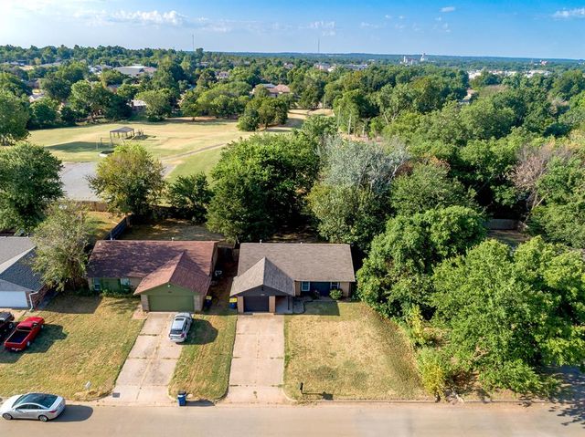 1009 E Will Rogers Drives, Stillwater, OK 74075