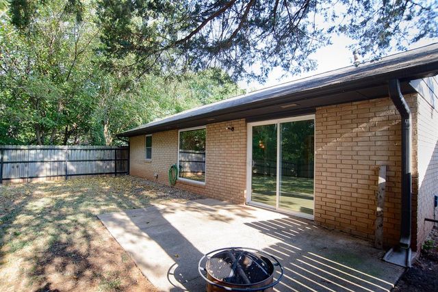 1009 E Will Rogers Drives, Stillwater, OK 74075