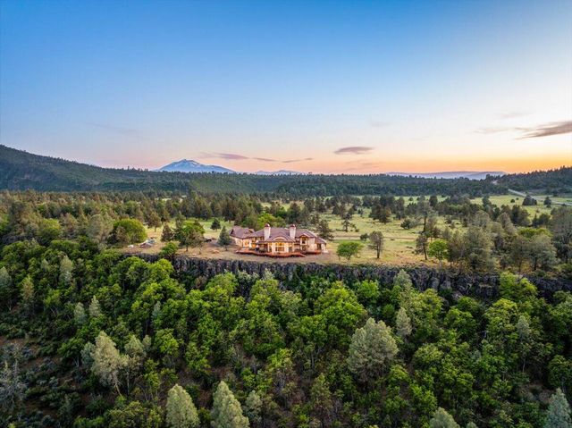42605 CA-299, Fall River Mills, CA 96028