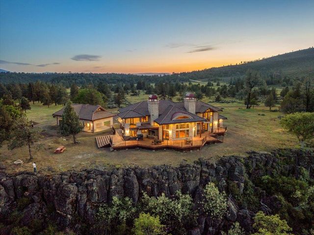 42605 CA-299, Fall River Mills, CA 96028