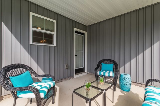 5849 Austin Woods Dr, North Chesterfield, VA 23234