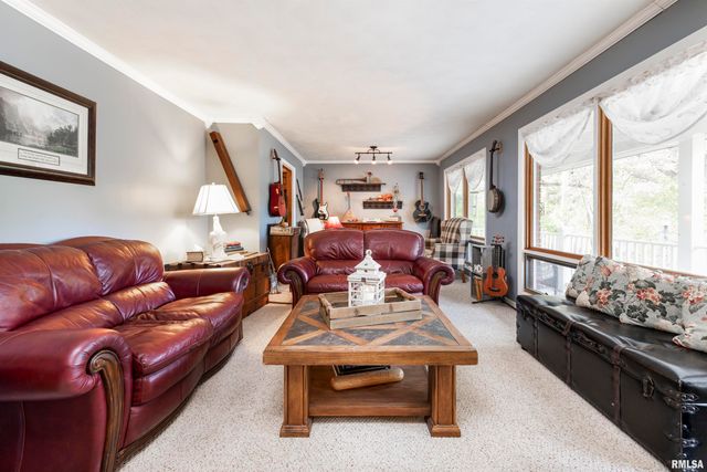 1320 W CEDAR HILLS Drive, Dunlap, IL 61525