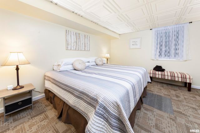 1320 W CEDAR HILLS Drive, Dunlap, IL 61525