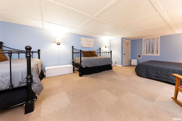 1320 W CEDAR HILLS Drive, Dunlap, IL 61525