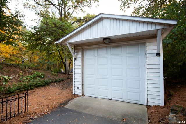 1320 W CEDAR HILLS Drive, Dunlap, IL 61525