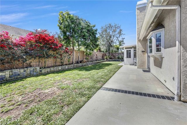 6862 Hitchingpost, Huntington Beach, CA 92648