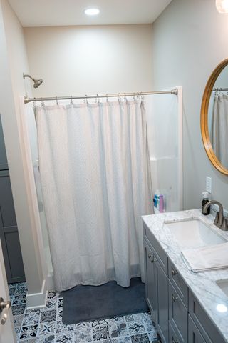 8705 OLD RED BOILING SPGS RD, Lafayette, TN 37083