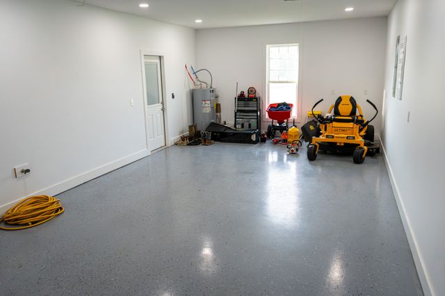 8705 OLD RED BOILING SPGS RD, Lafayette, TN 37083