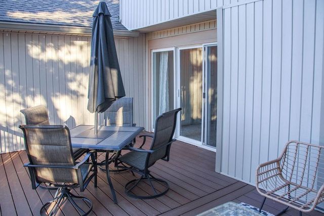 5984 N Kansas Avenue, Gladstone, MO 64119