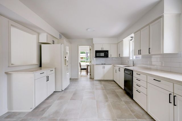 1810 Nocturne Lane, Houston, TX 77043