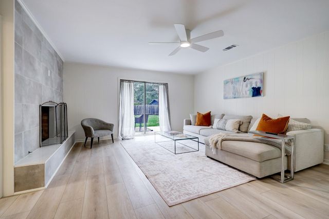 1810 Nocturne Lane, Houston, TX 77043