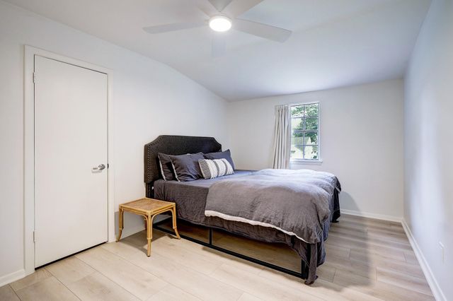 1810 Nocturne Lane, Houston, TX 77043