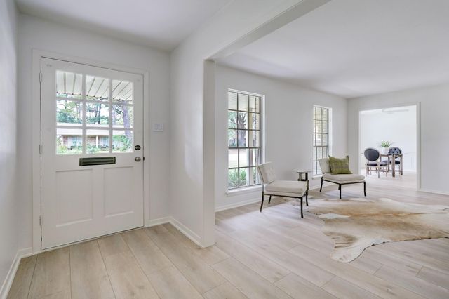 1810 Nocturne Lane, Houston, TX 77043