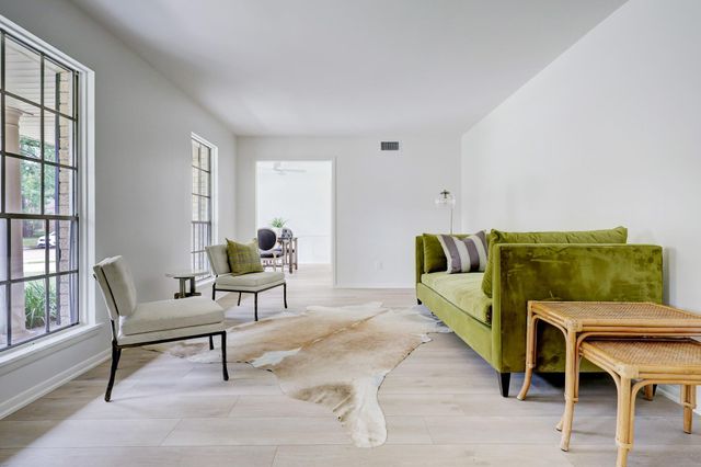 1810 Nocturne Lane, Houston, TX 77043