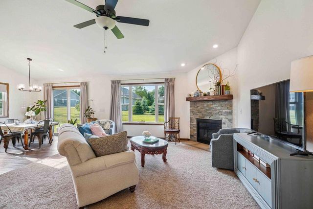 9132 Dahlia LANE, Mount Pleasant, WI 53406