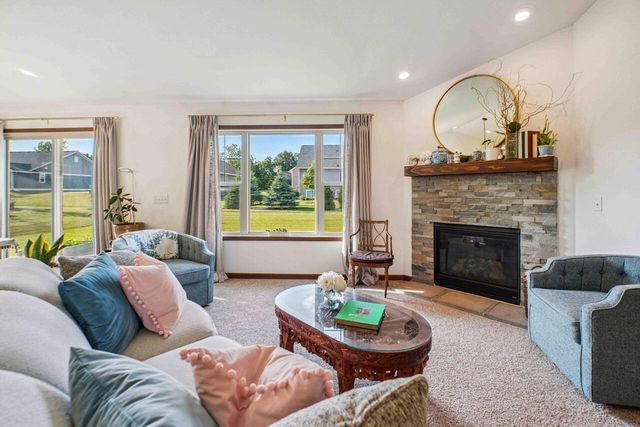 9132 Dahlia LANE, Mount Pleasant, WI 53406