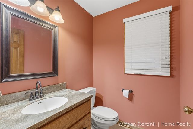 7218-7220 Eastern Avenue, Grand Rapids, MI 49508