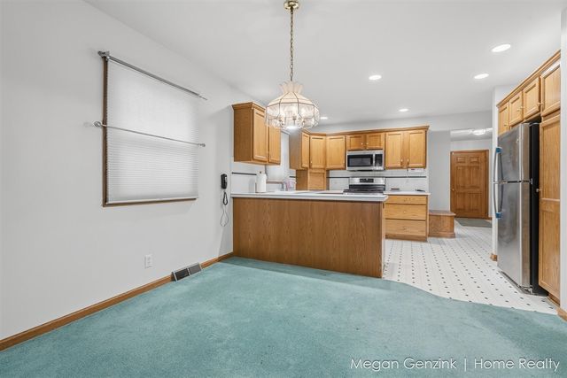 7218-7220 Eastern Avenue, Grand Rapids, MI 49508