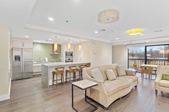 3920 Mystic Valley Parkway 709, Medford, MA 02155