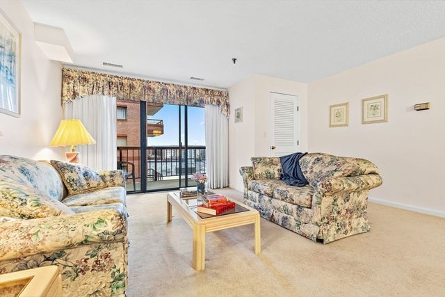 3920 Mystic Valley Parkway 709, Medford, MA 02155