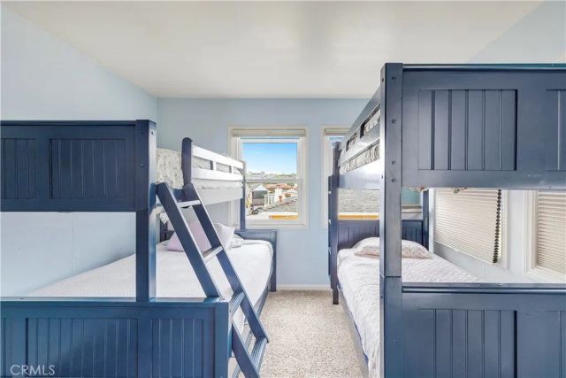 325 Grand Canal, Newport Beach, CA 92662