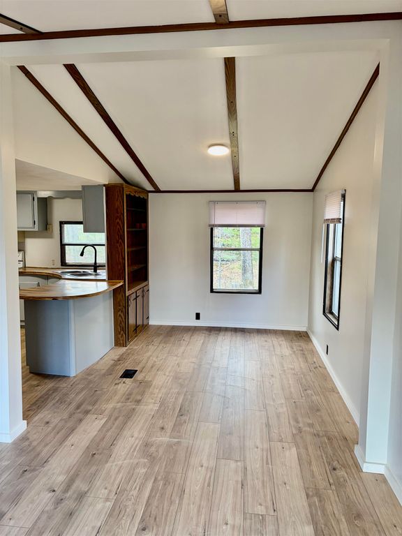 Image 6 of property listing at 862 Mayhew Tpke Lot 13, Bridgewater, NH 03222