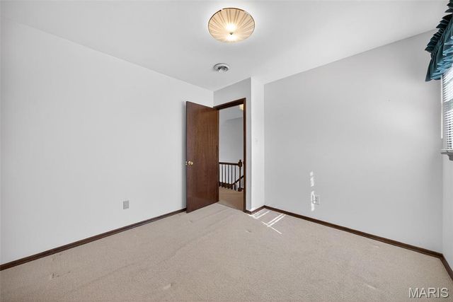 3300 Shrewsbury Lane, St Charles, MO 63301