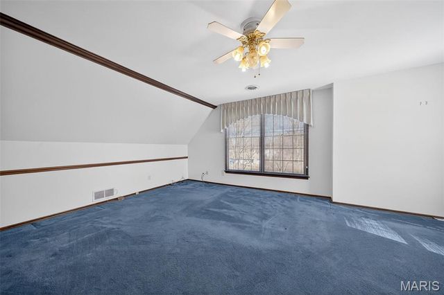 3300 Shrewsbury Lane, St Charles, MO 63301