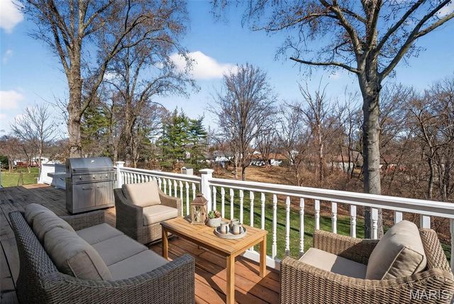 3300 Shrewsbury Lane, St Charles, MO 63301