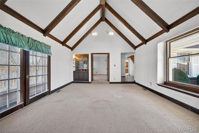 3300 Shrewsbury Lane, St Charles, MO 63301