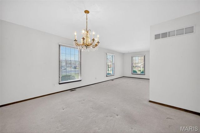 3300 Shrewsbury Lane, St Charles, MO 63301