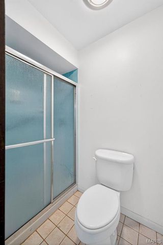 3300 Shrewsbury Lane, St Charles, MO 63301