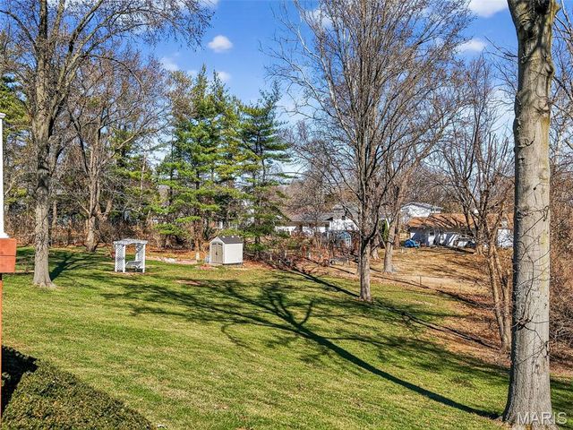 3300 Shrewsbury Lane, St Charles, MO 63301