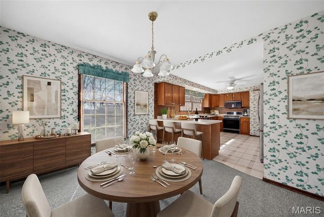 3300 Shrewsbury Lane, St Charles, MO 63301