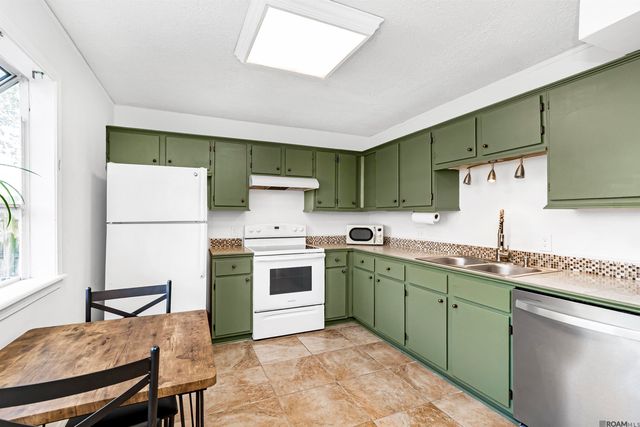 1354 Sharlo Ave, Baton Rouge, LA 70802