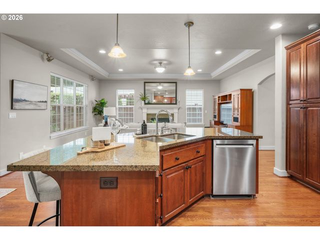 4610 ALTURA St, Eugene, OR 97404