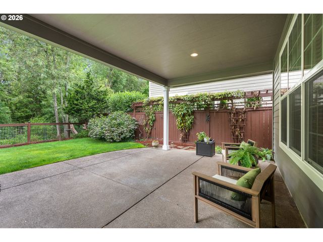 4610 ALTURA St, Eugene, OR 97404