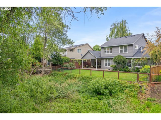 4610 ALTURA St, Eugene, OR 97404