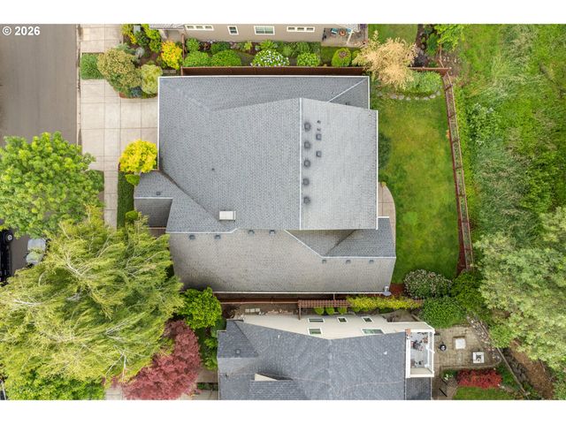 4610 ALTURA St, Eugene, OR 97404